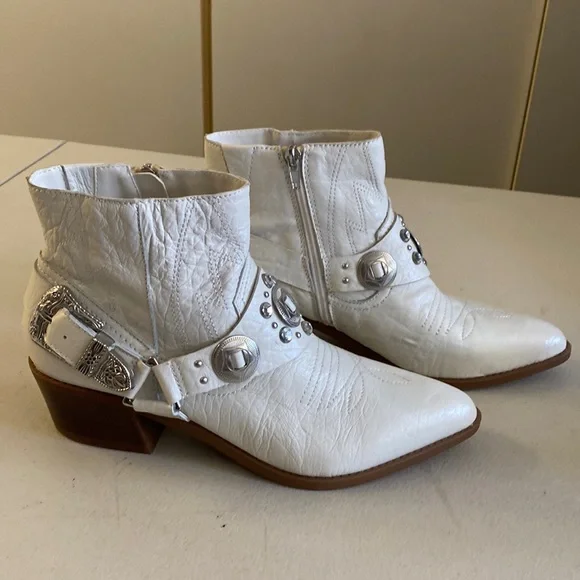 Carlos Santana Marlene white leather boots Sz 10 women’s - Picture 2 of 7